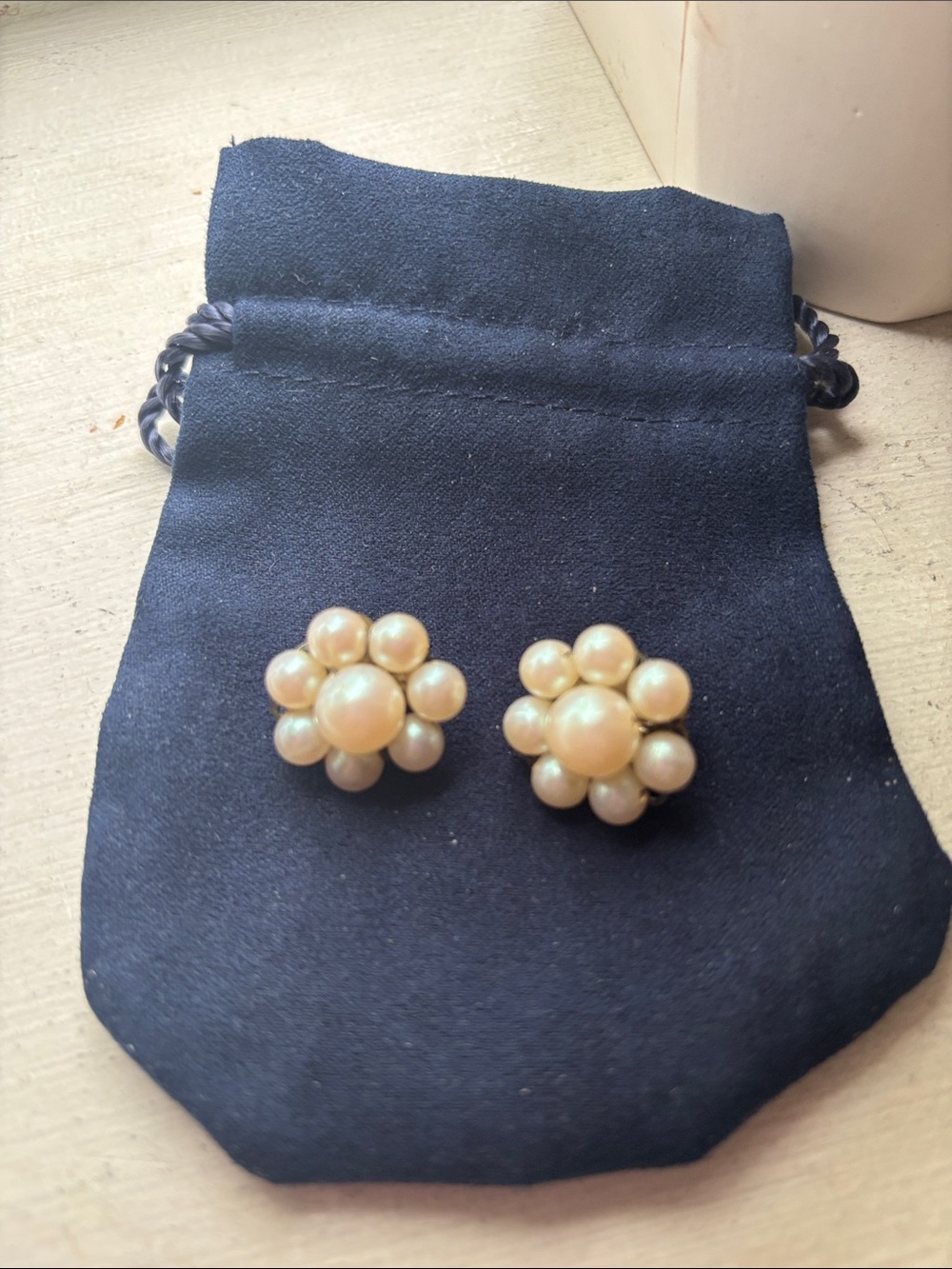 Vintage Pearl Cluster Earrings - Cream Floral Design